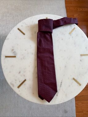 Zegna Burgundy Textured Silk Necktie